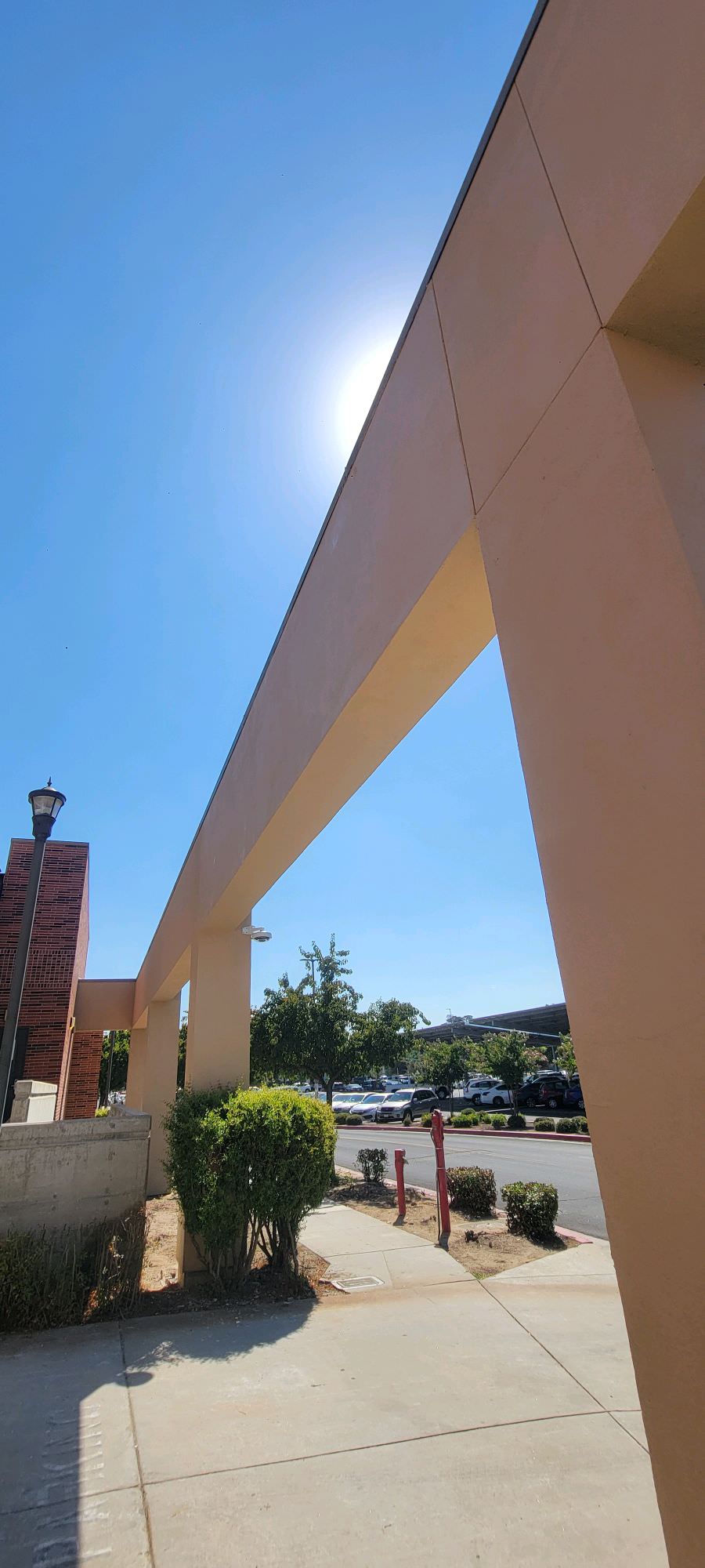 Fresno Arch completed by Dry Creek Construction - lightbox