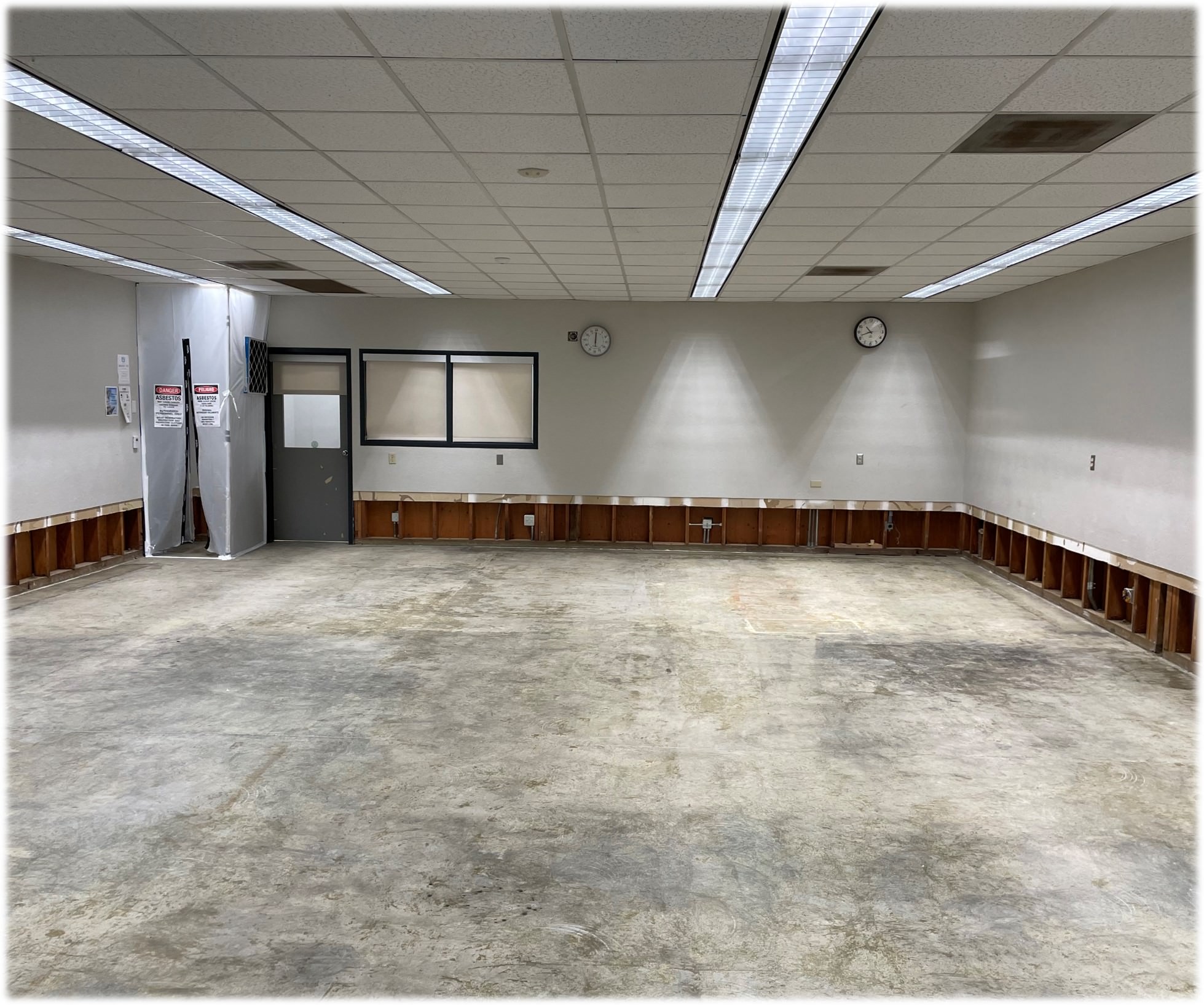 Reedley college lecture room before construction - lightbox